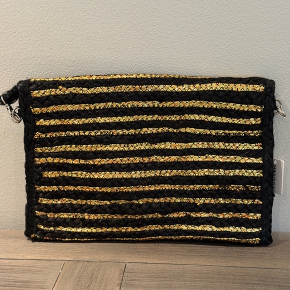 Brand New with Tag Black and Gold Envelope Clutch - Picture 3 of 6
